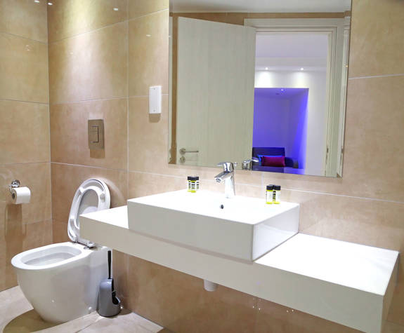 Amethyst Napa Hotel Cyprus Junior Suite BATH 2